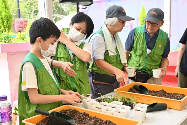 義務工作及訓練活動相片集