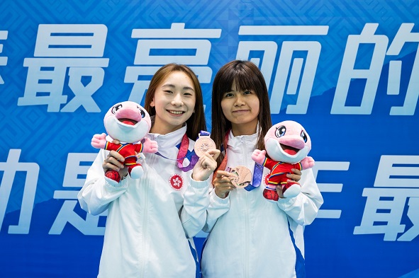 校園組: 鄭炫及林婉萍奪得毽球女子雙人賽銅牌